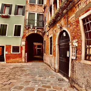 Gasthof The Wolf House, Venedig