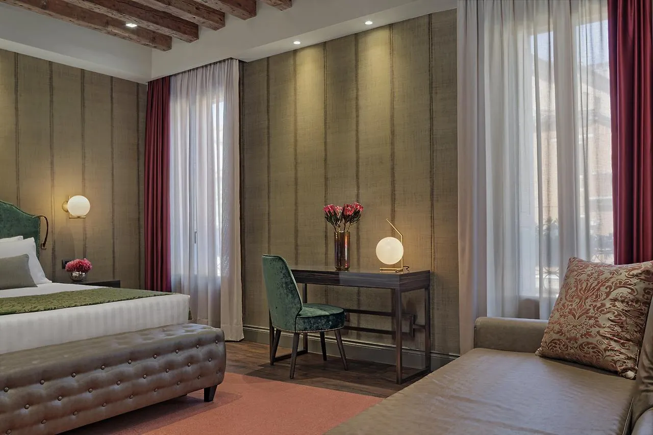 Suite735 Venice 0*,  Italy