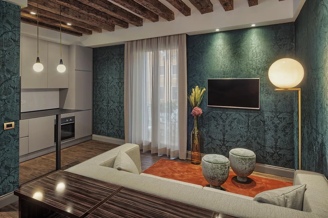 Suite735 Venice Bed & Breakfast